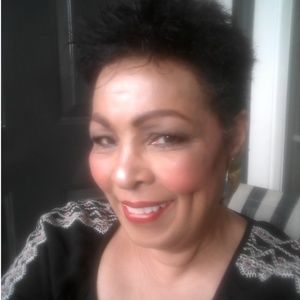 Meet your Posher, Denise